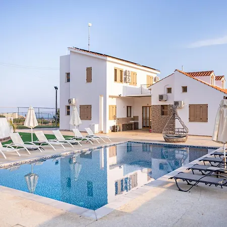 Konnos 1 - Quiet - Privacy - High Hill Seaviews - Saltwater Heated Pool * Πρωταράς