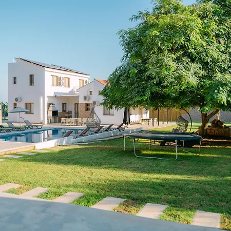 Konnos 1 - Quiet - Privacy - High Hill Seaviews - Saltwater Heated Pool Villa *