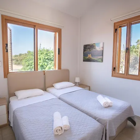 Villa Konnos 1